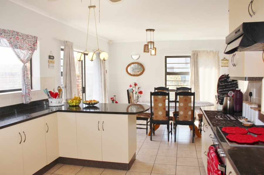 4 Bedroom Property for Sale in Forest Downs Eastern Cape